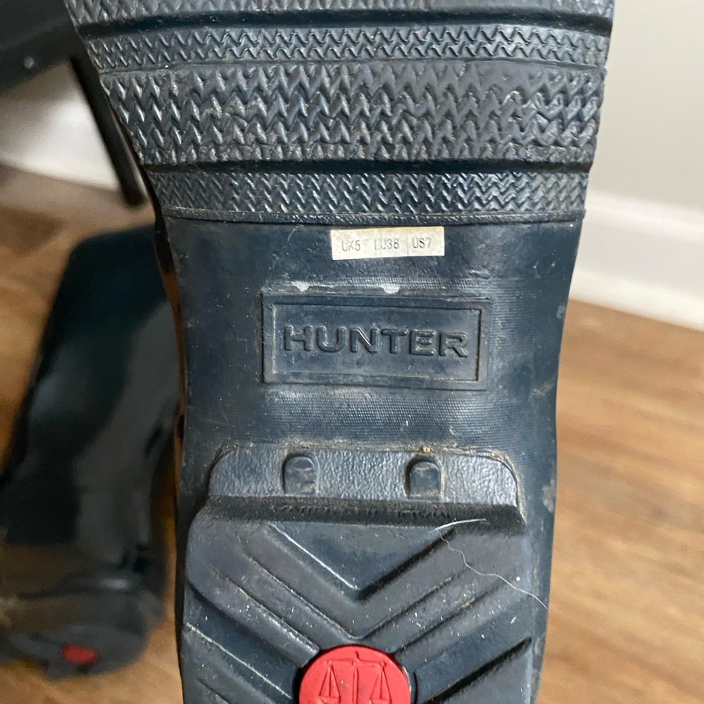 HUNTER WOMEN'S ORIGINAL TALL BLUE GLOSS RAIN BOOT-Size 7 - Picture 9 of 9